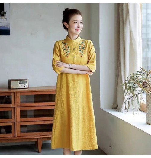 Women's dress, high fashion dress, chiffon dress