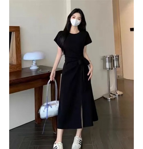 Women’s Hanging Neck Sleeveless Strapless Dress with Thin Straps, Slim Fit Short Skirt for Elegant Casual Wear